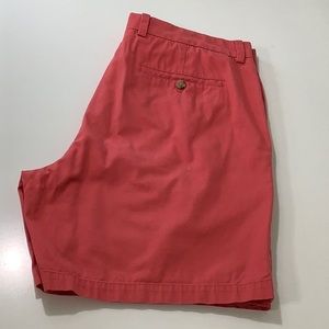 Vineyard Vines flat front coral breaker short size 35 EUC